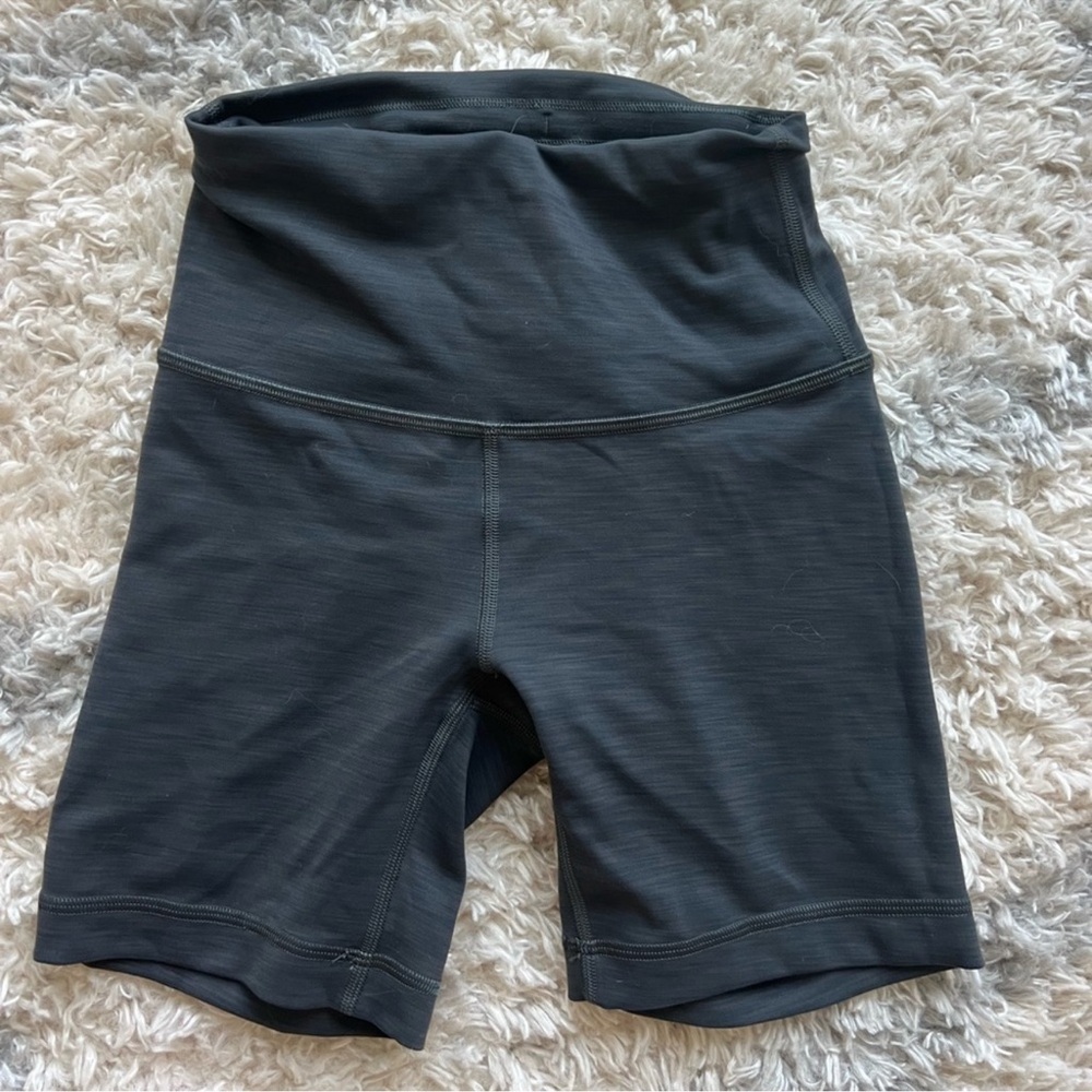 Lululemon biker shorts size 2